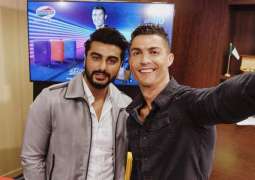 Arjun Kapoor, Ayushman Khurrana share selfie with Cristiano Ronaldo