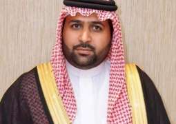الأمير محمد بن عبدالعزيز ينقل تعازي القيادة لذوي الشهيدين محزري وشراحيلي