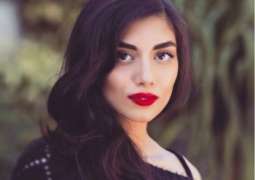 Model Zara Peerzada speaks up about soliciting of women in entertainment industry