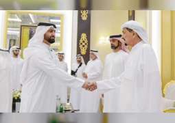 حاكم عجمان يواصل استقبال المهنئين بشهر رمضان