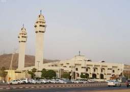 مسجد التنعيم معلم إسلامي يقصده المعتمرون في مكة المكرمة