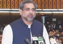 رئيس الوزراء شاهد خاقان عباسي يثمن دور الجيش الباكستاني لاستعادة الأمن في البلاد