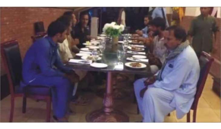 مزدوراں دا عالمی دیہاڑ: مشہور ریسٹورنٹ نے مزدوراں نوں مفت کھانا کھوان دا اعلان کر دتا