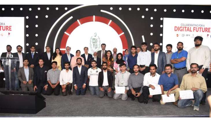 Jazz Introduces Digital Policy Framework at NIC Graduation Ceremony