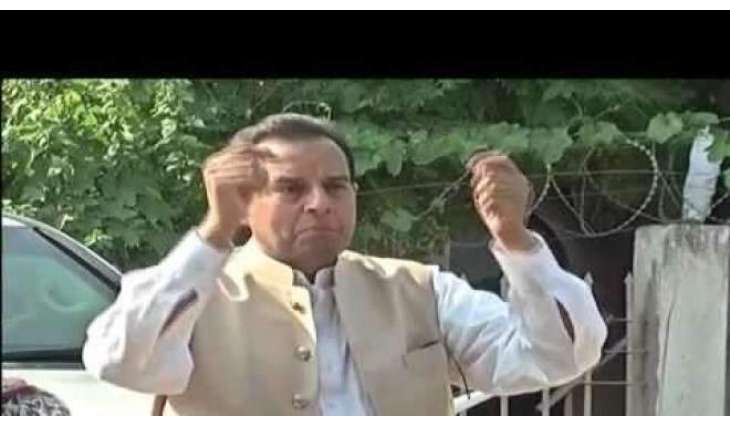دانیال عزیز دی جرات تے برداشت نوں سلاہنا واں
نعیم الحق نے چپیڑ دانیال عزیزنوں نہیں بلکہ پورے پارلیمان نوں ماری اے:کیپٹن (ر) صفدر