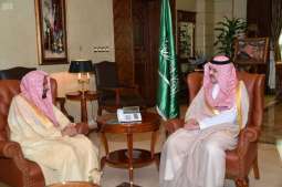 الأمير مشعل بن ماجد يستقبل الأمين العام للهيئة العالمية للكتاب والسنة