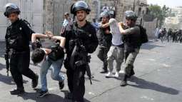 الاحتلال الإسرائيلي يعتقل 8 فلسطينين في الضفة وغزة