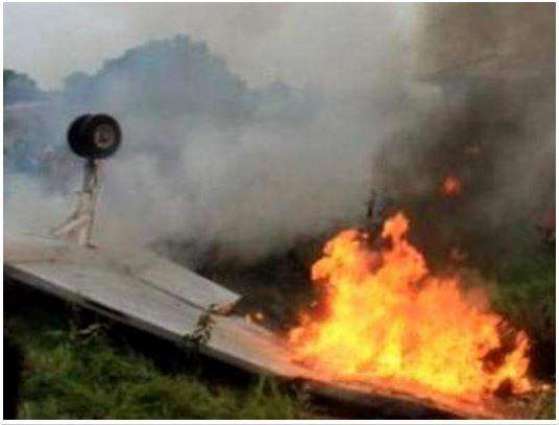 Training aircraft crashes in Garden Town, Lahore