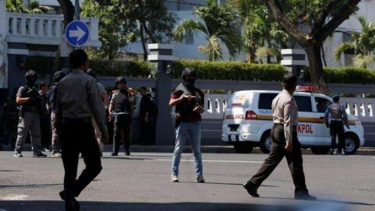 4 suicide bombers dead in Indonesia police HQ attack