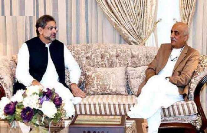 Opposition leader meets Shahid Khaqan, says caretaker PM to be named on Tuesday