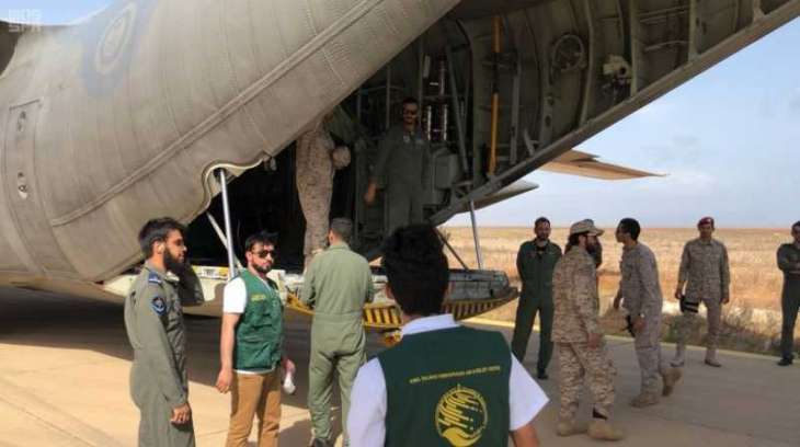 الطائرات الإغاثية الأولى من الجسر الجوي السعودي المقدم من المملكة عبر مركز الملك سلمان للإغاثة تصل لمساعدة أهالي سقطرى