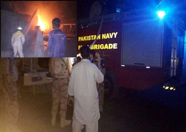 Pakistan Navy Fire Fighters Saved Precious Lives & Property, Swiftly Extinguished Fire In Pol Depot At Turbat City
