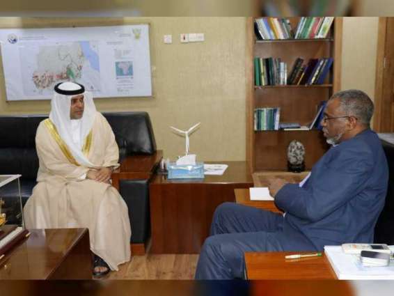 سفير الدولة يلتقي وزير الكهرباء والموارد المائية السوداني
