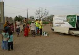 مركز الملك سلمان للإغاثة يواصل لليوم الخامس عشر توزيع وجبات إفطار الصائم في محافظة لحج