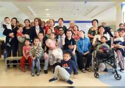 سفير الدولة يزور مؤسسات علاجية للأطفال في أستانا