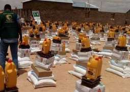 مركز الملك سلمان للإغاثة يوزع  1250 سلة غذائية في صوماليا لاند