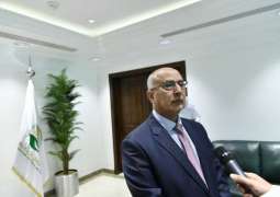 وزير الإدارة المحلية اليمني : مركز الملك سلمان للإغاثة كان السباق في إغاثة المتضررين من إعصار ماكونو