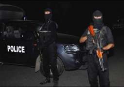 کوئٹہ: ارباب کرم خان روڈ اُتے پولیس موبائل اُتے فائرنگ، پولیس اہلکار ہلاک