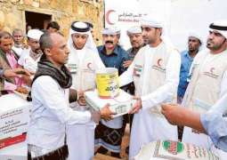 الصحف المحلية: الإمارات ملتزمة بنهج زايد في العطاء ومساعدة الانسان