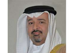            وزير المالية: مملكة البحرين مع الأشقاء في السعودیة والإمارات والكویت ستعلن عن برنامج لتعزيز استقرار الأوضاع المالیة فى المملكة          