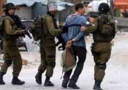  الاحتلال يعتقل 13 فلسطينيا من الضفة الغربية المحتلة 