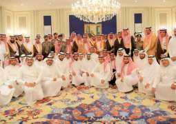 الأمير فيصل بن بندر يستقبل الجهات المشاركة في فعاليات عيد الفطر المبارك
