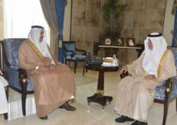 الأمير خالد الفيصل يستقبل مدير الخطوط السعودية