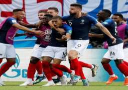 فرنسا تتأهل الى ربع نهائي كأس العالم لكرة القدم بالفوز على الأرجنتين           