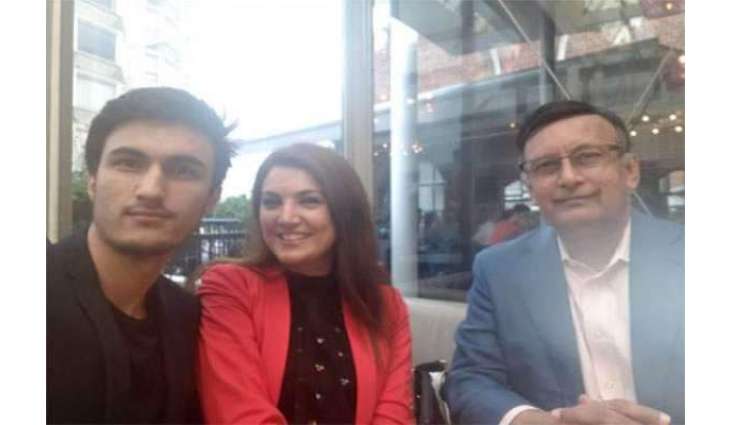 ریحام خان دی لندن وچ حسین حقانی نال ملاقات
تصویراں سوشل میڈیا اُتے وائرل