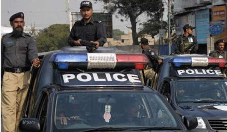 Robber killed, cops among three injured in encounter