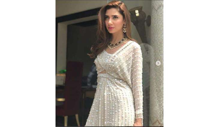 Five of Mahira Khan's best looks from '7 Din Mohabbat In' promotions