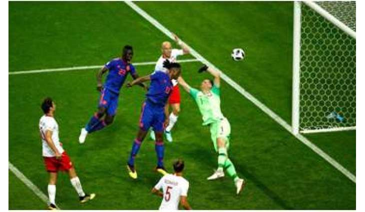 كولومبيا تجدد أملها في بلوغ الدور الثاني لكأس العالم لكرة القدم بالفوز على بولندا بثلاثية 