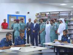 وزير الداخلية اليمني يطلع على جهود الشرطة الاماراتية في تعزيز المنظومة الأمنية