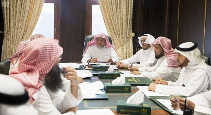 الهيئة الاستشارية بوكالة شؤون المسجد النبوي تناقش استعدادات العشر الأواخر و تنظيم الاعتكاف