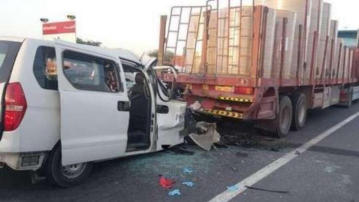 Two dead, 5 injured in Vehari truck-van collision