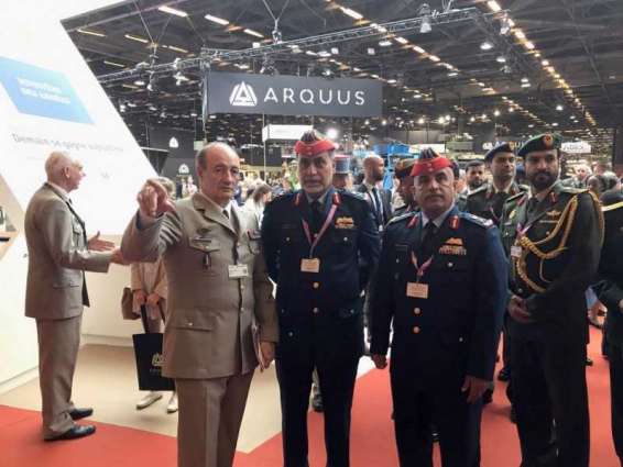 وفد وزارة الدفاع يحضر افتتاح فعاليات معرض يوروساتوري 2018 في باريس