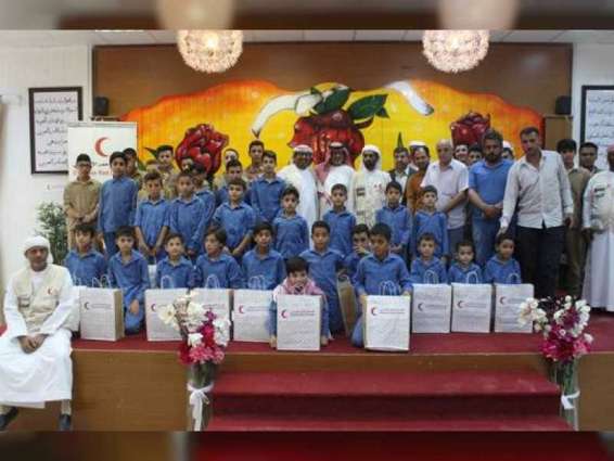 تكريم الطلبة المتفوقين في مدارس مخيم "مريجيب الفهود"