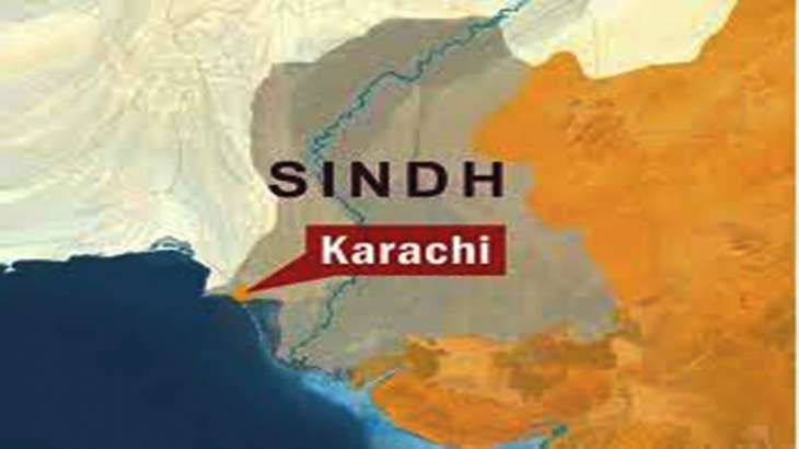 Robbers gun down man, injure daughter upon resistance in Karachi