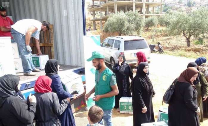 مركز الملك سلمان للإغاثة يواصل توزيع السلال الغذائية الرمضانية للاجئين السوريين في جبل لبنان
