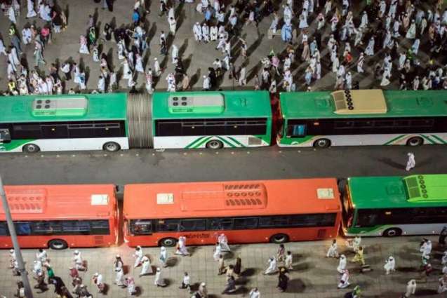 تفويج أكثر من 62 ألف مستفيد من خدمات النقل الترددي ليلة أمس بالمسجد النبوي