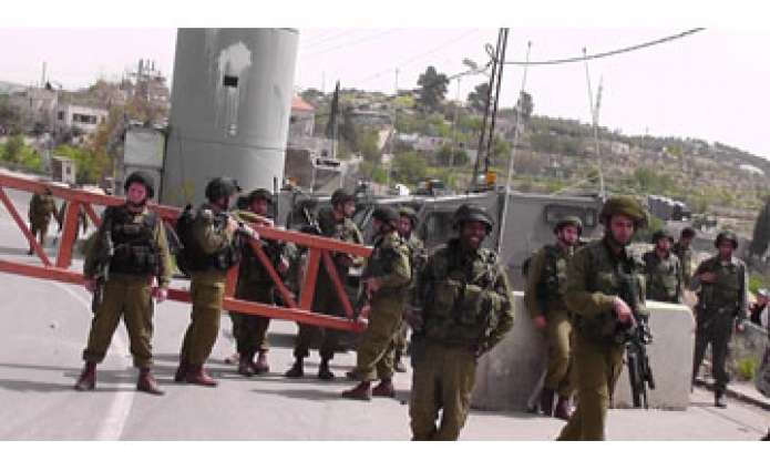            اسرائيل تركب منصات امنية جديدة في باب العمود في القدس المحتلة          