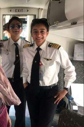PIA’s female duo takes flight to Gilgit