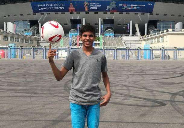 Pakistani teenager conducts toss in FIFA match