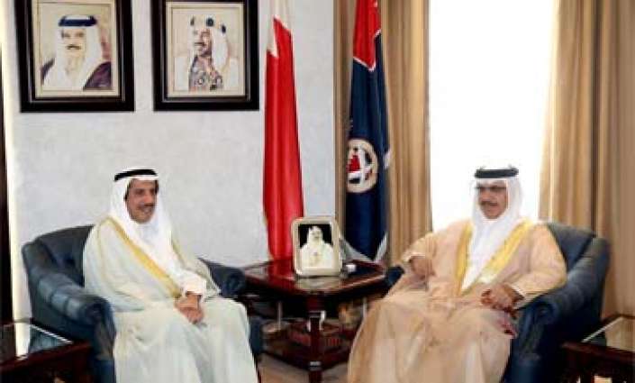           معالي وزير الداخلية يبحث مع السفير الكويتي عددا من الموضوعات ذات الاهتمام المشترك          