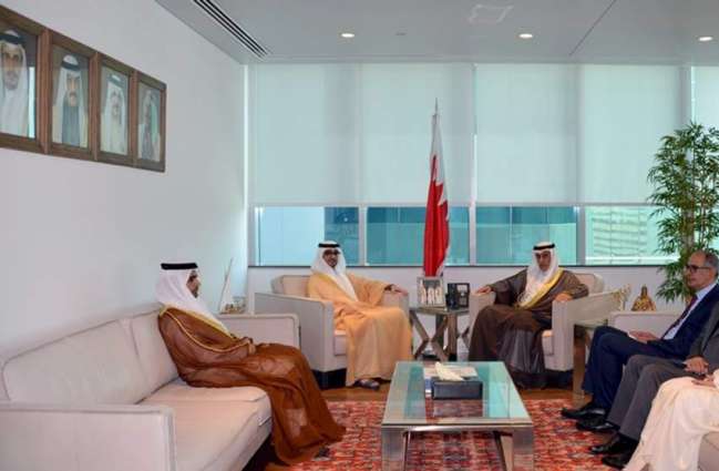 وزير الصناعة والتجارة والسياحة يستقبل سفير دولة الإمارات العربية المتحدة لدى مملكة البحرين 