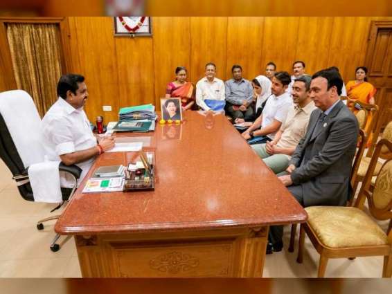 عبدالله بن زايد يلتقي رئيس حكومة ولاية تاميل نادو