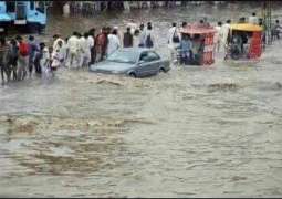 From Paris to Venice: Twitterati reacts over flooded Lahore