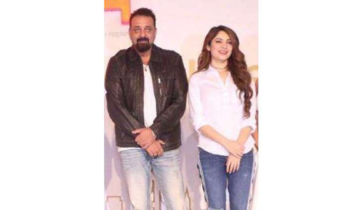 Dubai Health Awards: Neelam Muneer shares the frame with Sanjay Dutt