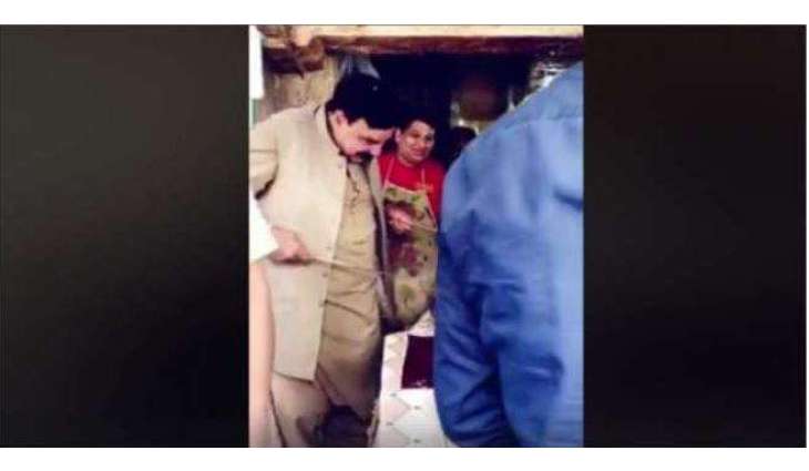 Sh Rasheed adopts yet another unique way of election campaigning