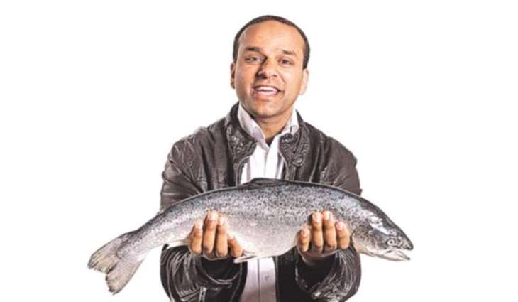 Shahid Nazir of ‘one pound fish’ fame comes up with a song for PMLN